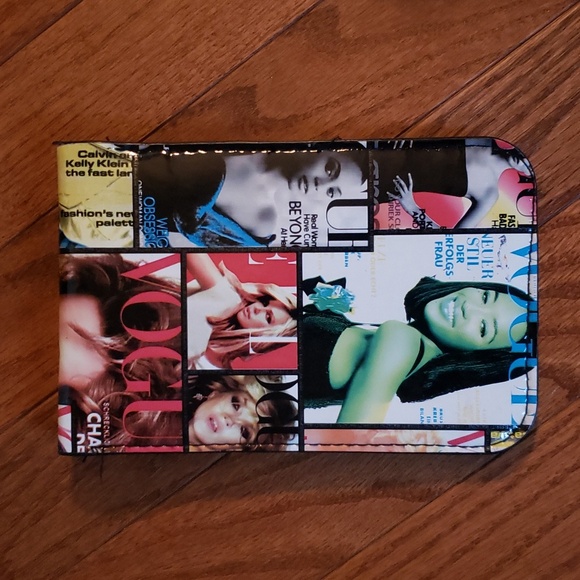 GIRLS PURSE, MISSING CARRY STRAP - Picture 2 of 3